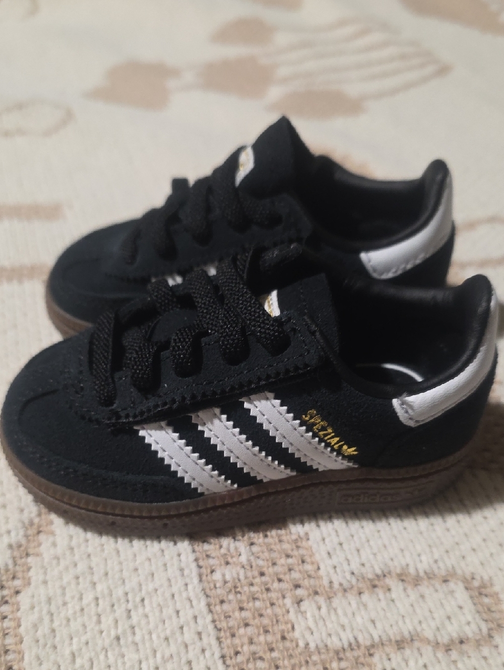 ADIDAS SPEZIAL Black & White  Sneakers SIZE 5